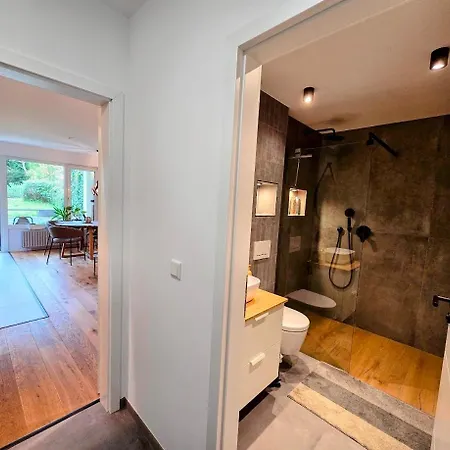 Design-wohnung Im Zentrum Mit Balkon Und Parkplatz